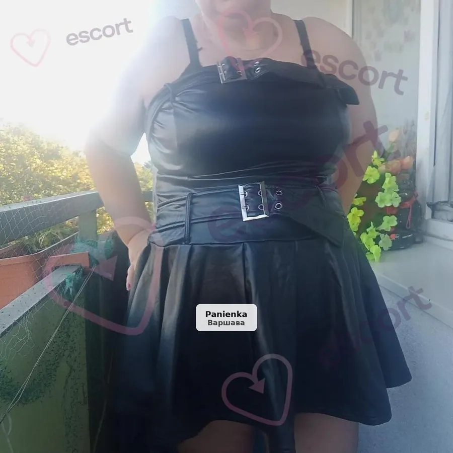 Experienced Woman Invites for Intimate Encounters - 1/3