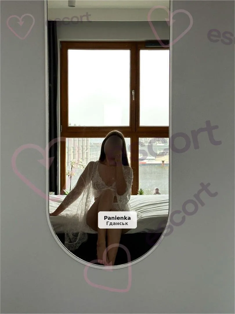 Amelia – Elegancka i zmysłowa towarzyszka VIP - 1/6