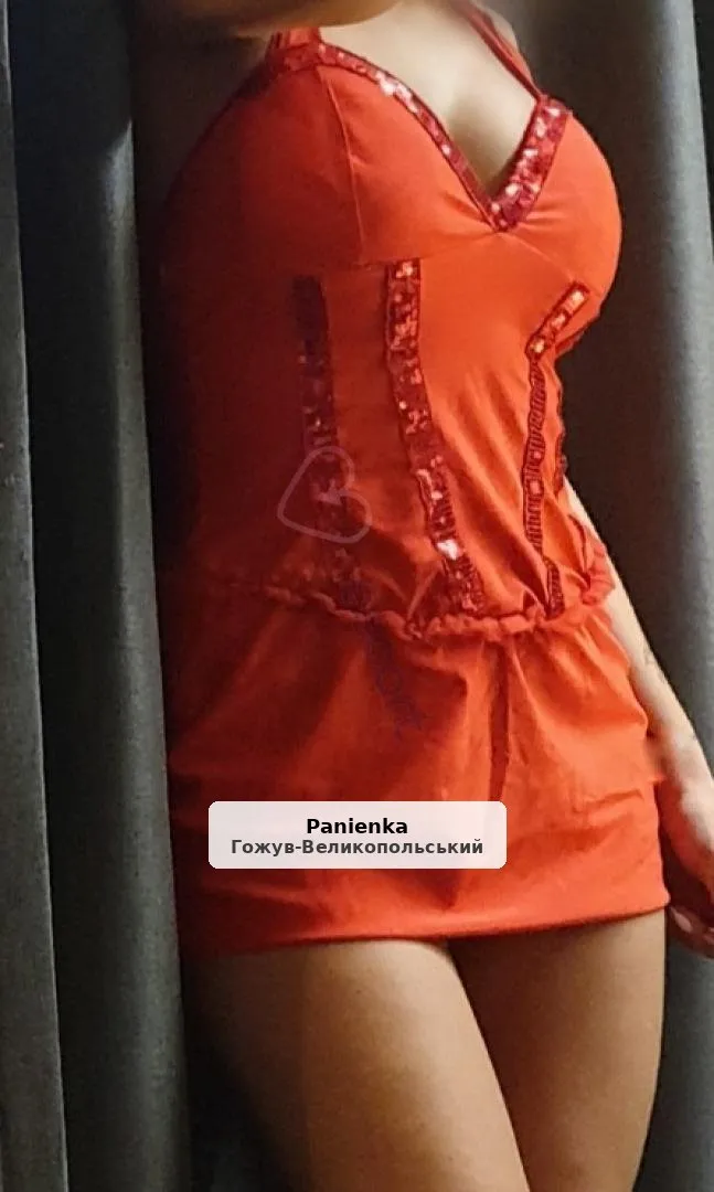 Nicola - Elegancka Blondynka z Klasą - 1/9